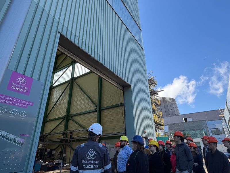 Foto: Besuch vom Max-Planck-Institut für Chemische Energiekonversion